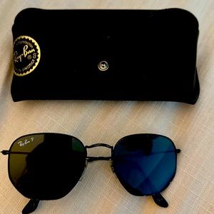 Hexagon shaped black frame & lens Ray-Ban polarized sunglasses